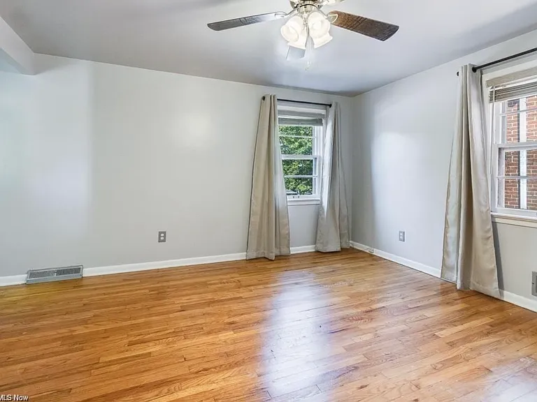 2348 Saybrook Rd — Photo 20