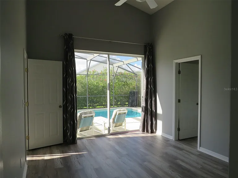16625 Palm Spring Dr — Photo 35