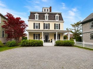 15 Narragansett Condominium, Newport, RI 02840