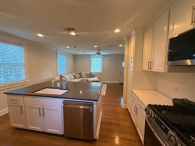 4751 Orchid St — Photo 7