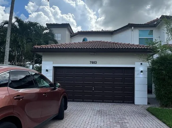 7983 NW 114th Pl, Doral, FL 33178