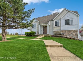 3193 Teal Bay Ct, Aurora, IL 60503