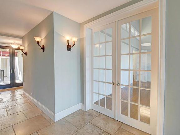 5th image of 800 N Ocean Blvd #800