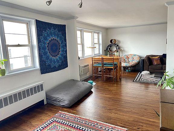 4th image of 125 Prospect St APT 6E