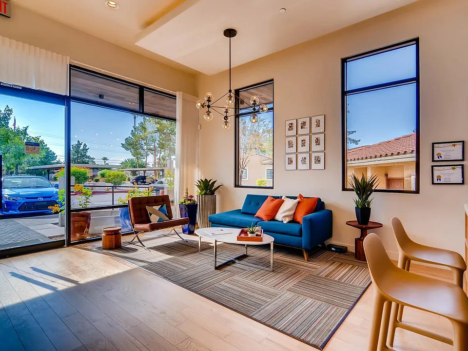 Chazal Scottsdale apartments community photo