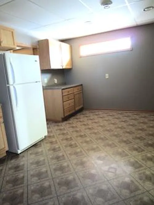 Building Photo - 120 N Lake Ave #1
