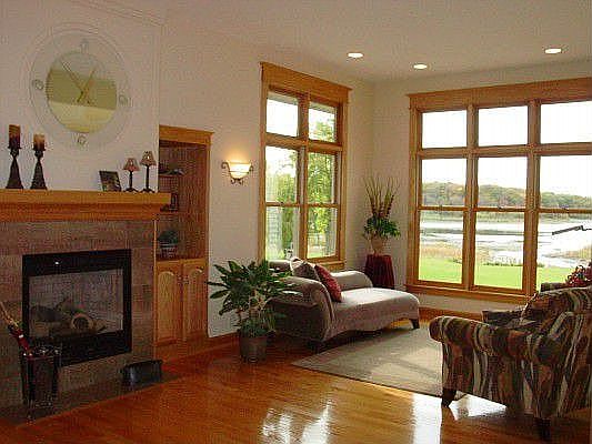 sitting area in hearth room