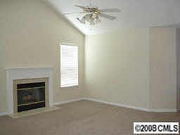 Huge FR with vaulted ceiling.