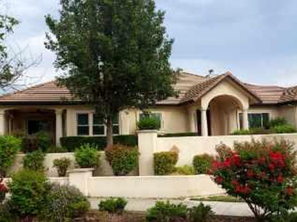 709 Meadowood Dr