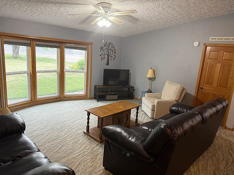46891 Chambers Rd — Photo 21