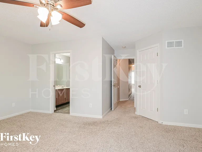 3238 Starkville St — Photo 8
