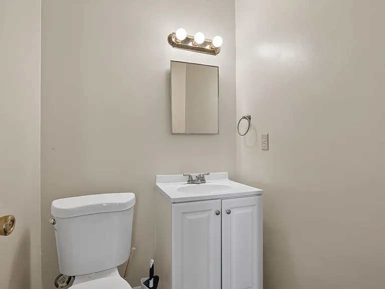 2344 Grandy Ave #B — Photo 13