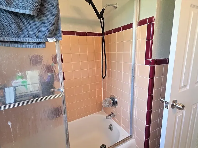 115 Peace Island Dr #A — Photo 16