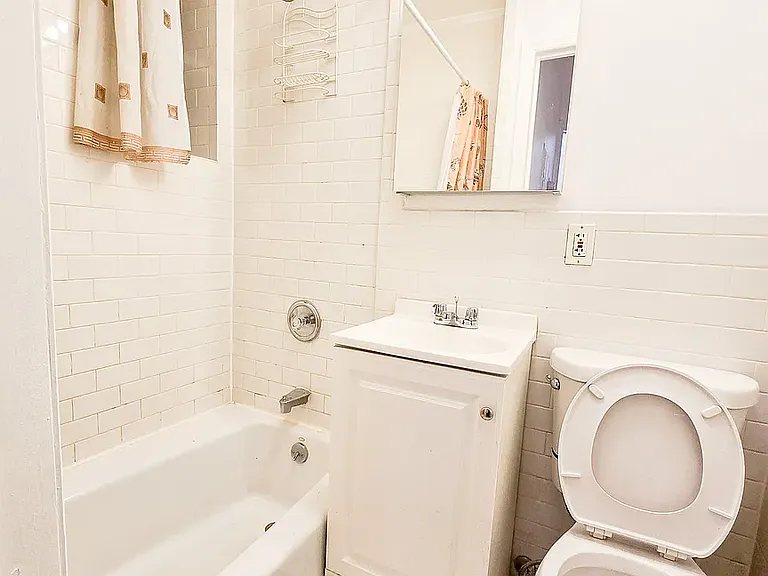 60 W 45th St #3R — Photo 9