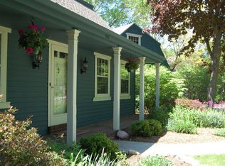 1055 Terrace Dr, Elm Grove, WI 53122