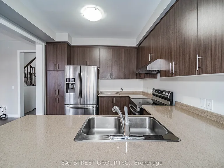 7 Gordon Landon Dr — Photo 23