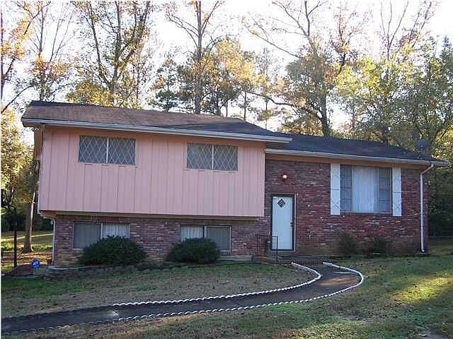 1st image of 143 Della Rose Dr