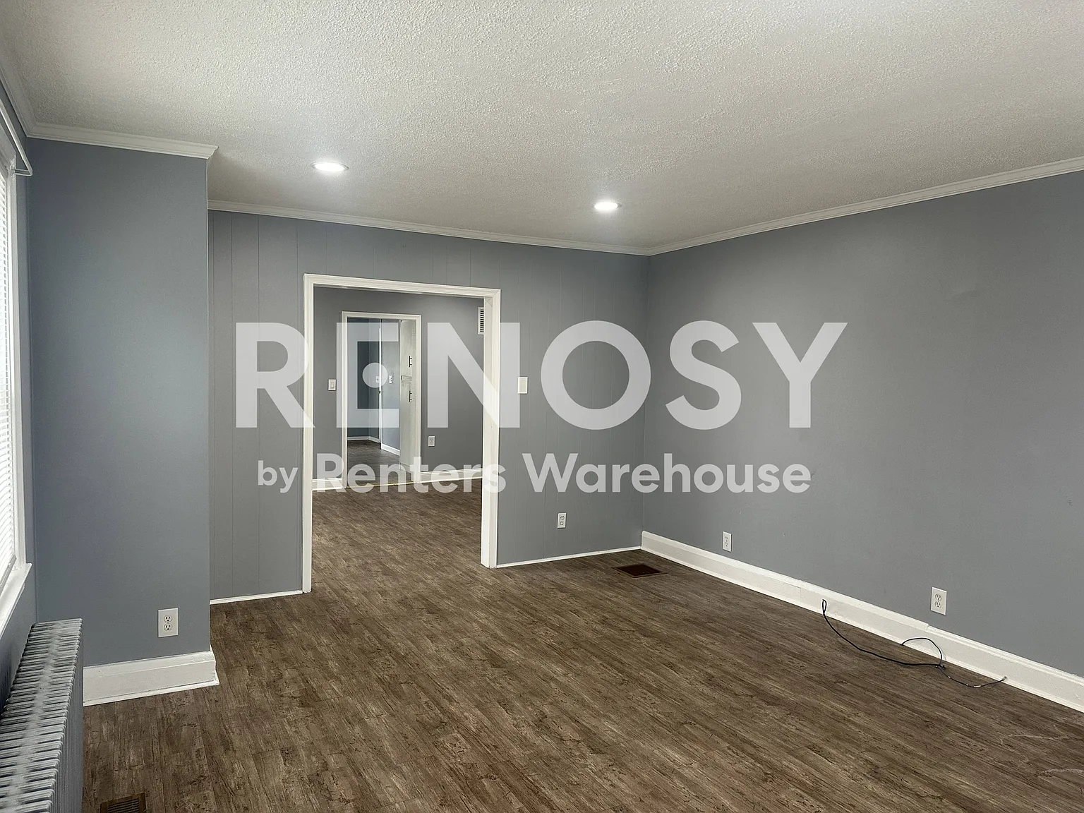 Grand 2BR 2BA Parkville Apt — Photo 3