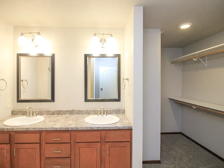 281 Vernon Dr #4 — Photo 23