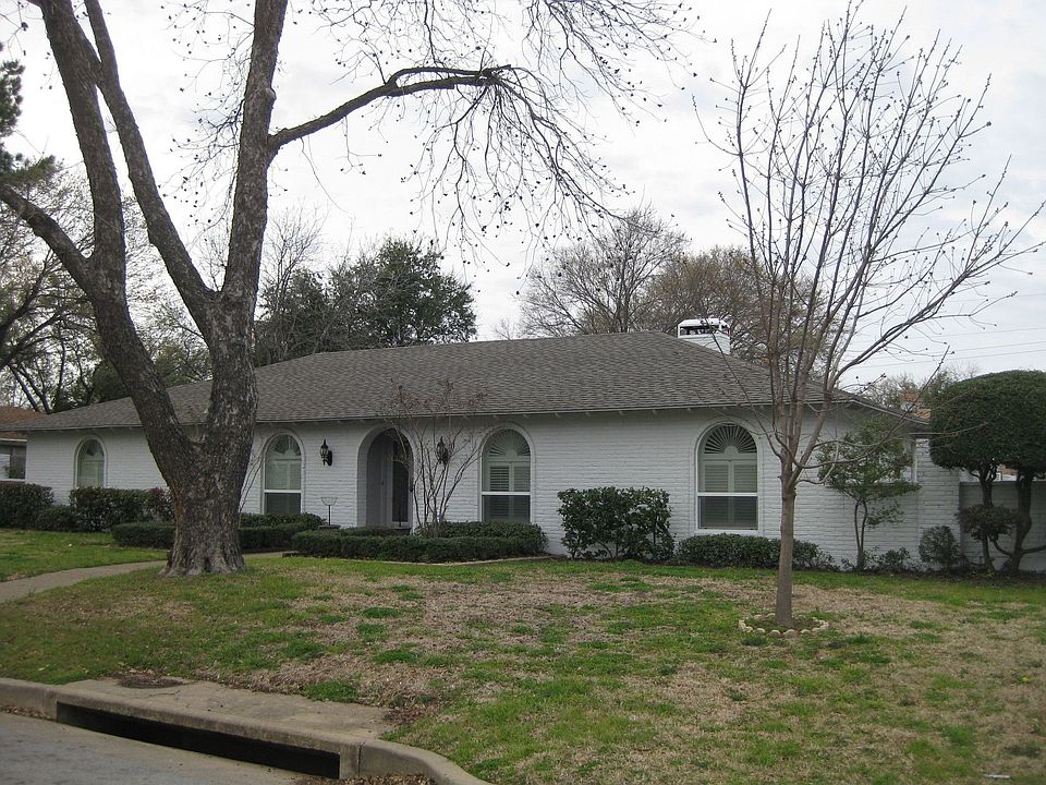 1st image of 300 W Pleasantview Dr