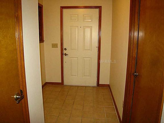 4th image of 373 Norwood Ct
