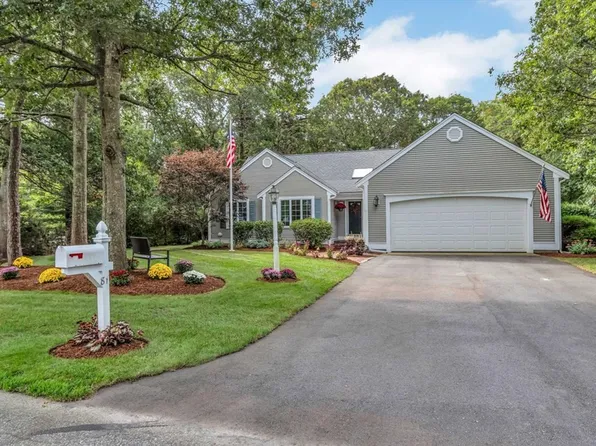 81 Statice Ln, Barnstable, MA 02630