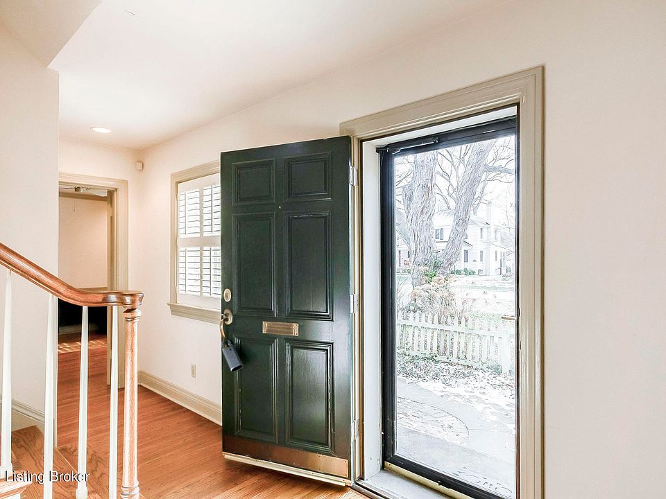 4015 Saint Ives Ct, Norbourne Estates, KY 40207 Zillow