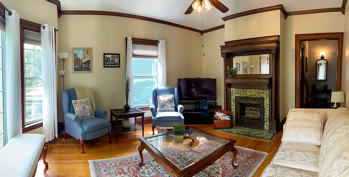 Building Photo - 103 Lancaster Ave #3