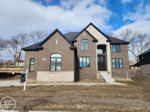 3299 Forster Ln Lot 14, Utica, MI 48316