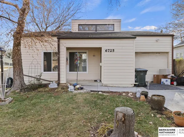 6725 Fairfax Ave, Lincoln, NE 68505