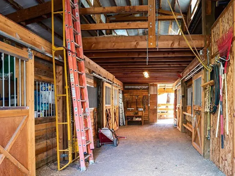 69196 Hurtley Ranch Rd — Photo 39