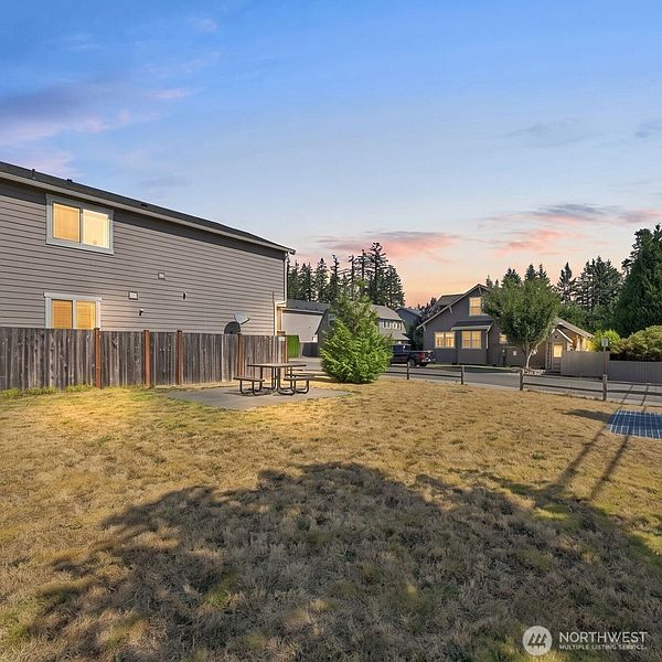 4th image of 12426 29th Avenue W