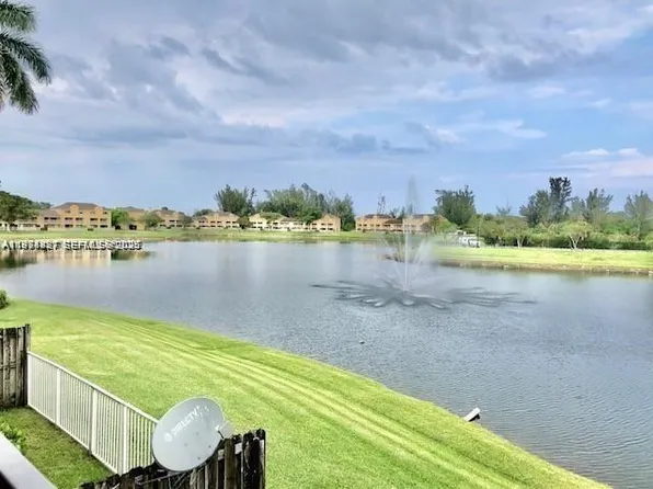 5200 NW 31st Ave APT 32, Fort Lauderdale, FL 33309