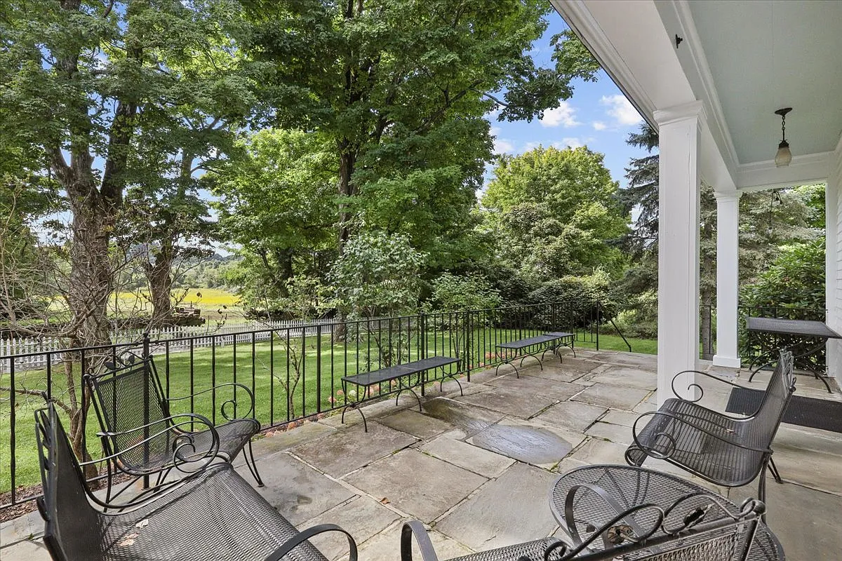 5 bed, 5389 sqft, $25,000 — Photo 4