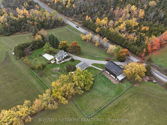 4th image of 947 Division Rd