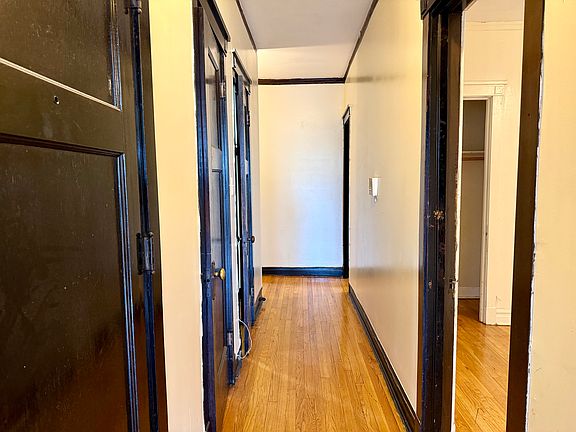 Hallway to rear of the unit