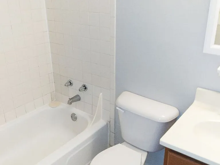 3033 Clifton Ave — Photo 5