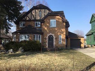 305 E Spruce St, Sault Sainte Marie, MI 49783