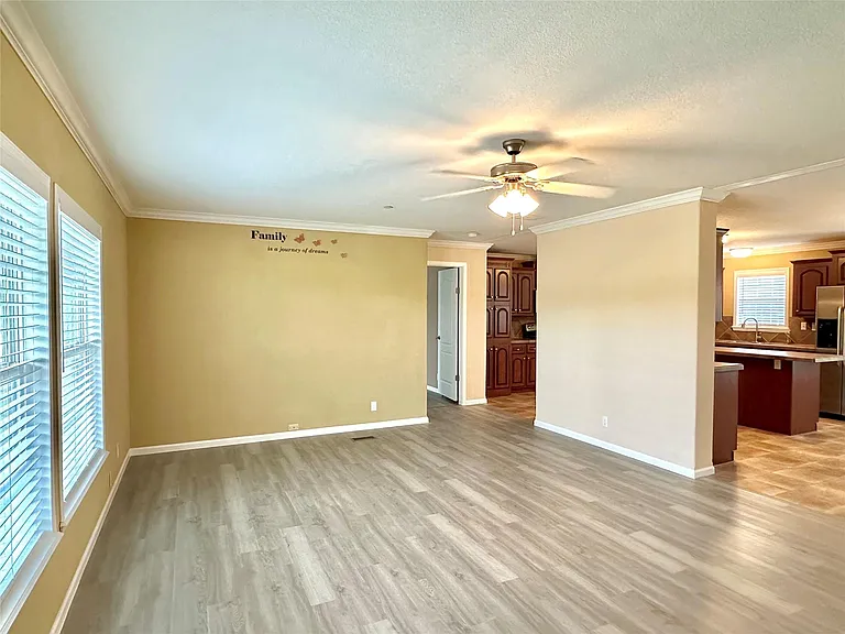 831 Country Club Rd — Photo 22