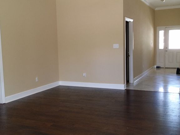 4th image of 8549 Hannary Cir