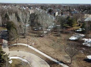 Wilderness Pl, Oshkosh, WI 54904