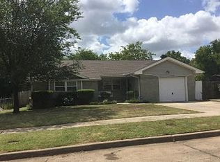 1702 Surrey Pl, Norman, OK 73071