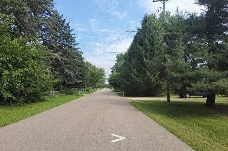 2nd image of 15131 Ackerson Dr