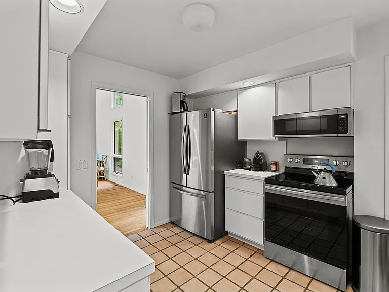 9 Quadrant Hill Rd — Photo 5