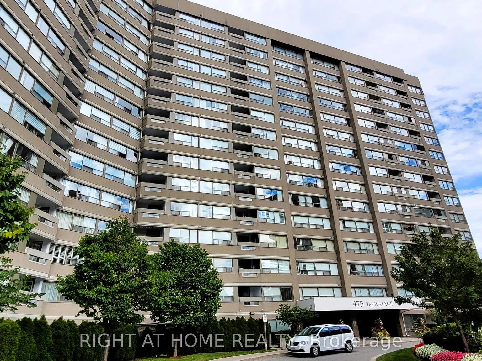 3 bed, $3,500 — Photo 2