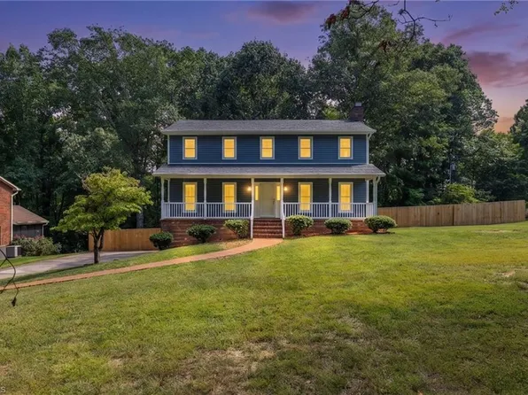 236 Lilac Dr, Kernersville, NC 27284