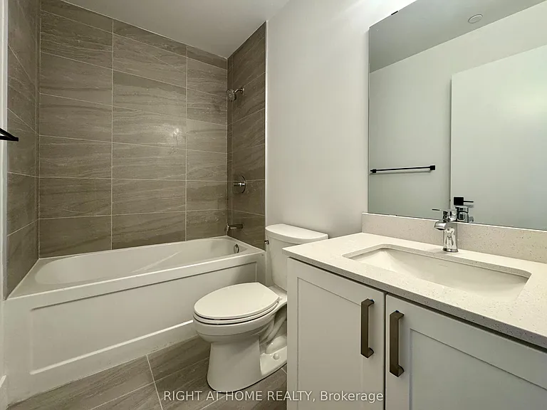 2782 Barton St E #704 — Photo 14