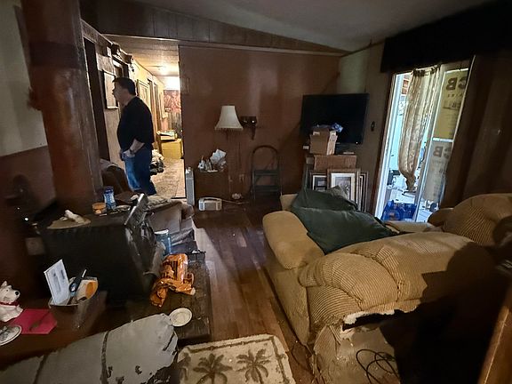 5th image of 29623 N Cedar Rd