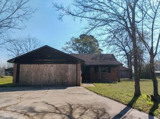 186 Shelter Ln, Livingston, TX 77351