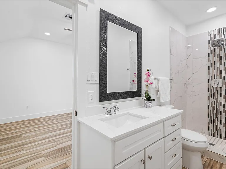 1244 Road 5705 — Photo 30